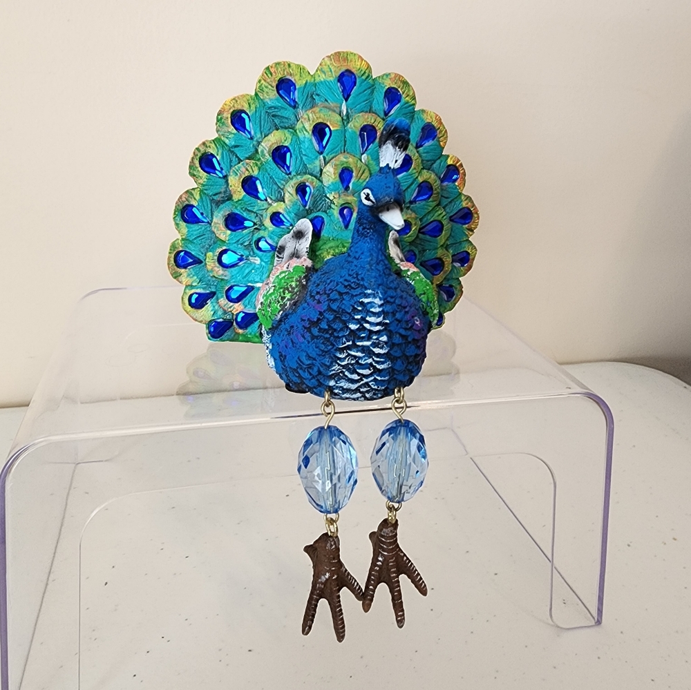 Peacock Shelf Sitter